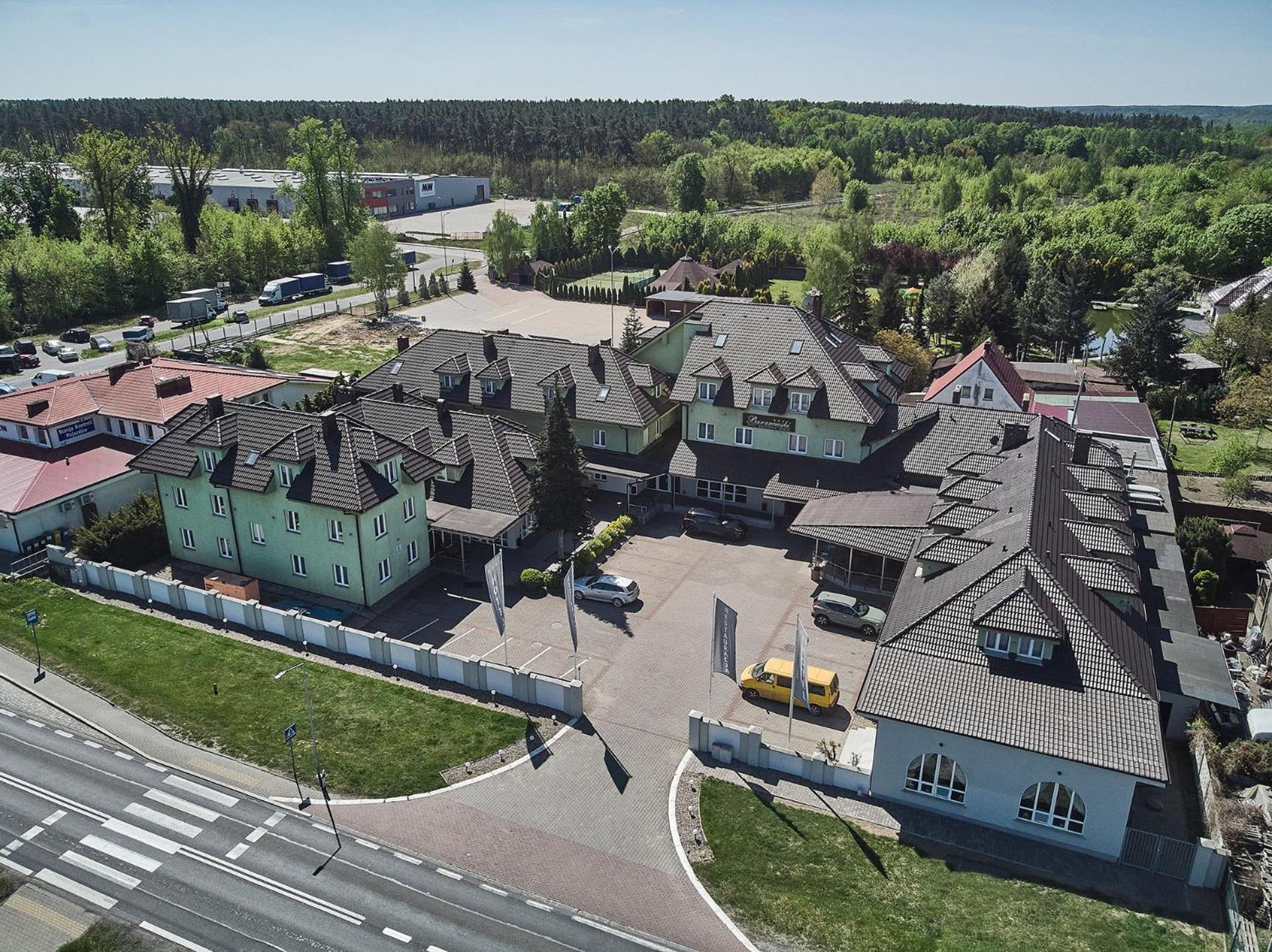 Hotel Baranowski Słubice Buitenkant foto